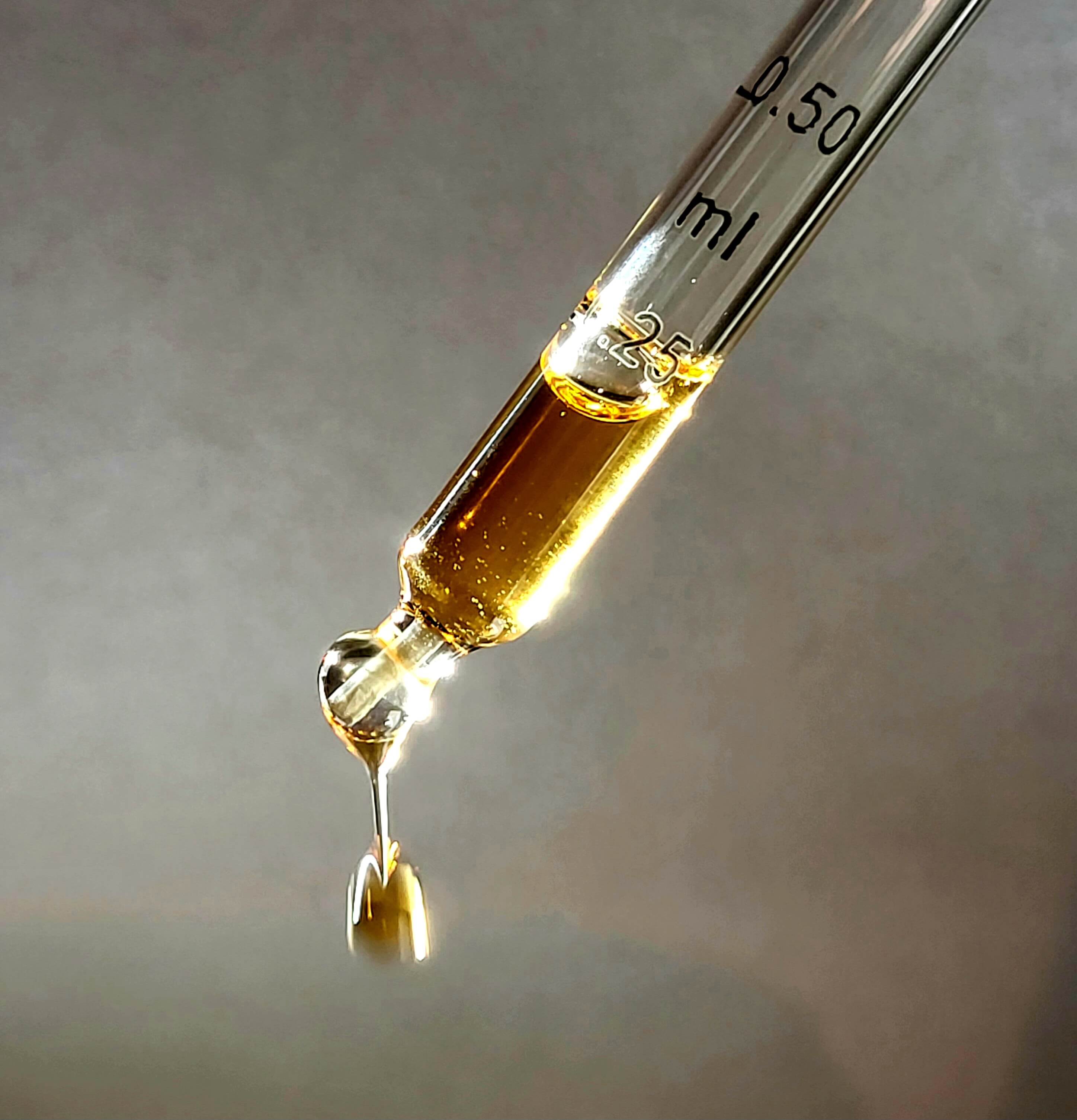 PAIN-LESS CBD + CBG OIL